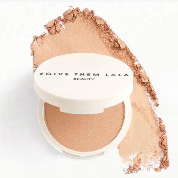 ✨ Glow & Gloss Makeup Set (3-Piece Bundle)BUXOM, LALA Beauty - Picture 5 of 7